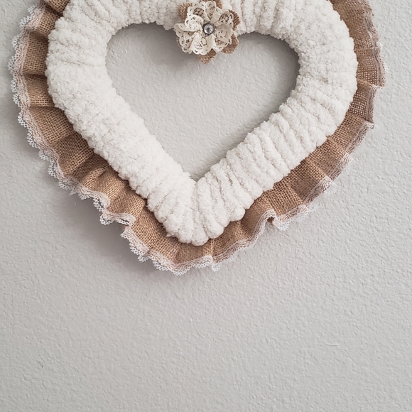 Hearth wreath 12" x 14" - Picture 9 of 13